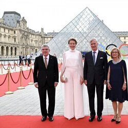 Los Reyes Felipe y Matilde de Bélgica en la cena de gala en el Louvre con motivo de los JJOO 2024