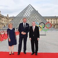 Guillermo Alejandro de Holanda en la cena de gala en el Louvre con motivo de los JJOO 2024