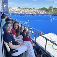 La Princesa Leonor y la Infanta Sofía en un partido de hockey femenino en los Juegos Olímpicos de París 2024