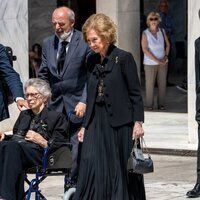 La Reina Sofía e Irene de Grecia en el funeral de Miguel de Grecia