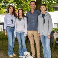 Joaquín y Marie de Dinamarca y sus hijos Henrik y Athena en el Gran Premio Histórico de Copenhague 2024