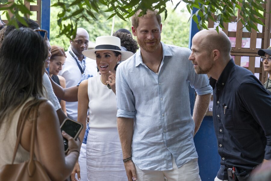 El Príncipe Harry y Meghan Markle en San Basilio de Palenque en Colombia