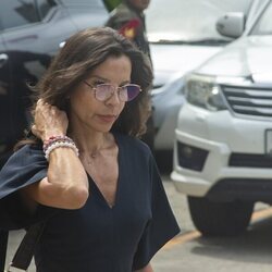 Silvia Bronchalo llegando al Tribunal Provincial de Koh Samui para la lectura de la sentencia de Daniel Sancho