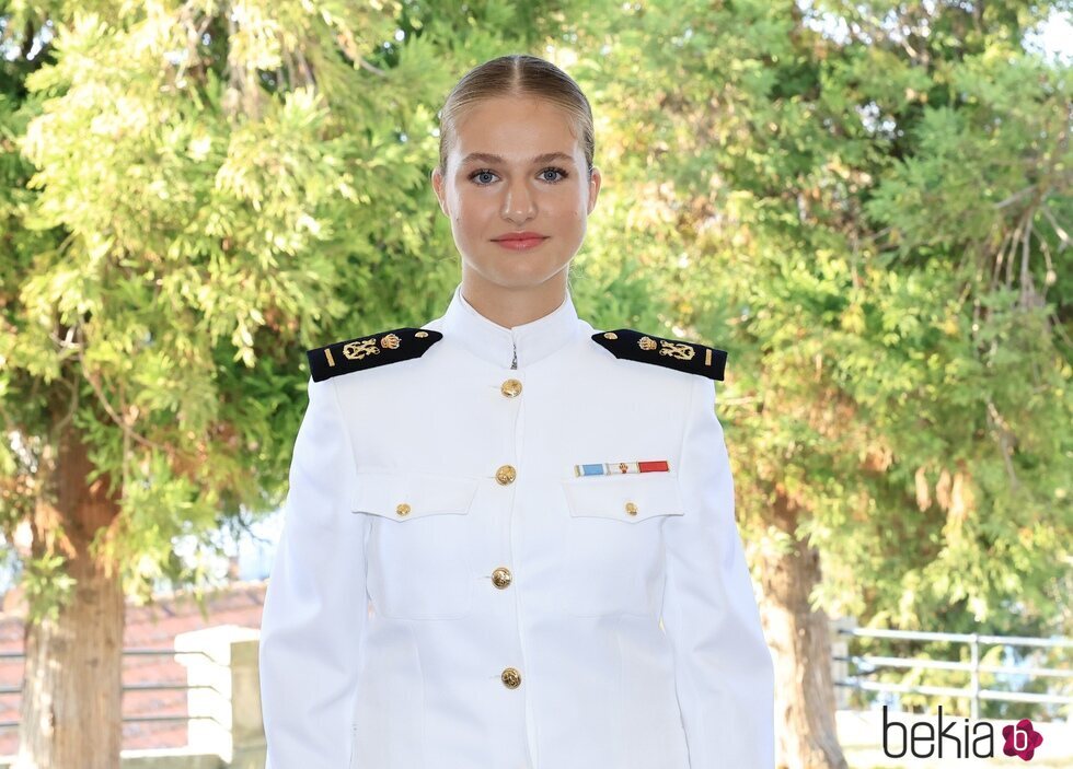 Foto oficial del ingreso de la Princesa Leonor a la Escuela Naval de Marín, en Pontevedra