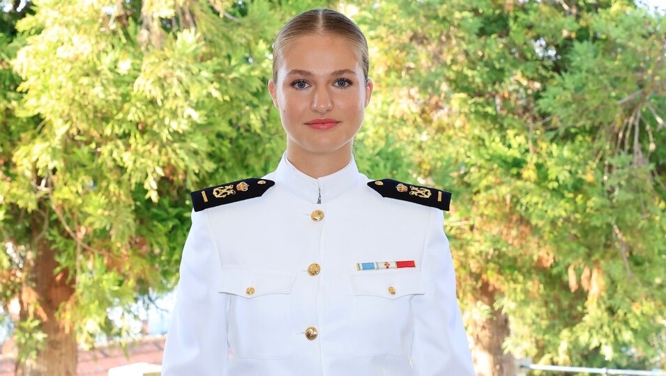 Foto oficial del ingreso de la Princesa Leonor a la Escuela Naval de Marín, en Pontevedra