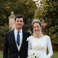 Victoria López-Quesada y Enrique Moreno de la Cova en su boda