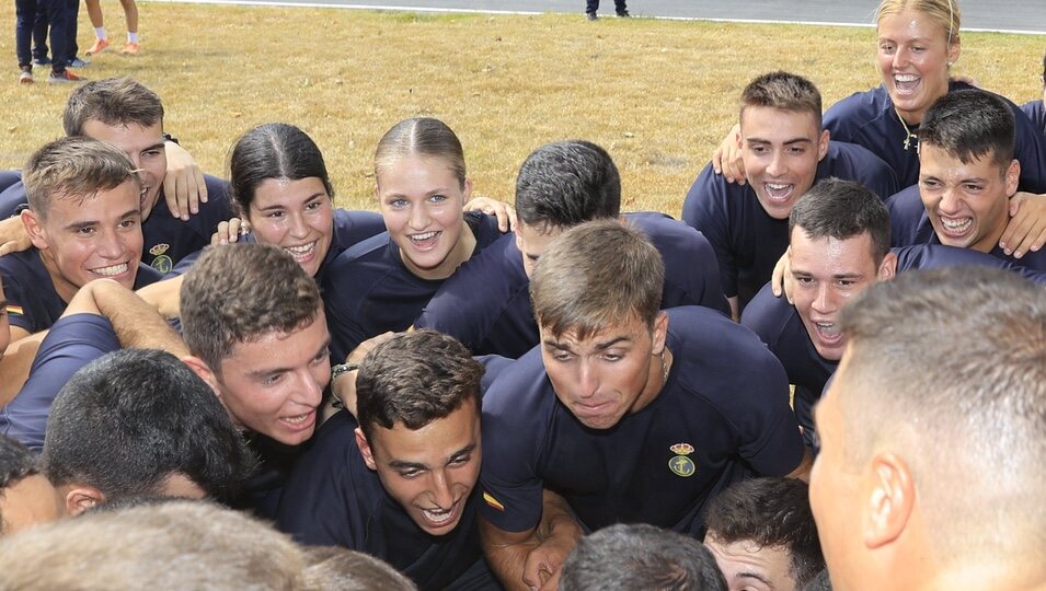 La Princesa Leonor durante una competición deportiva en la Escuela Naval de Marín