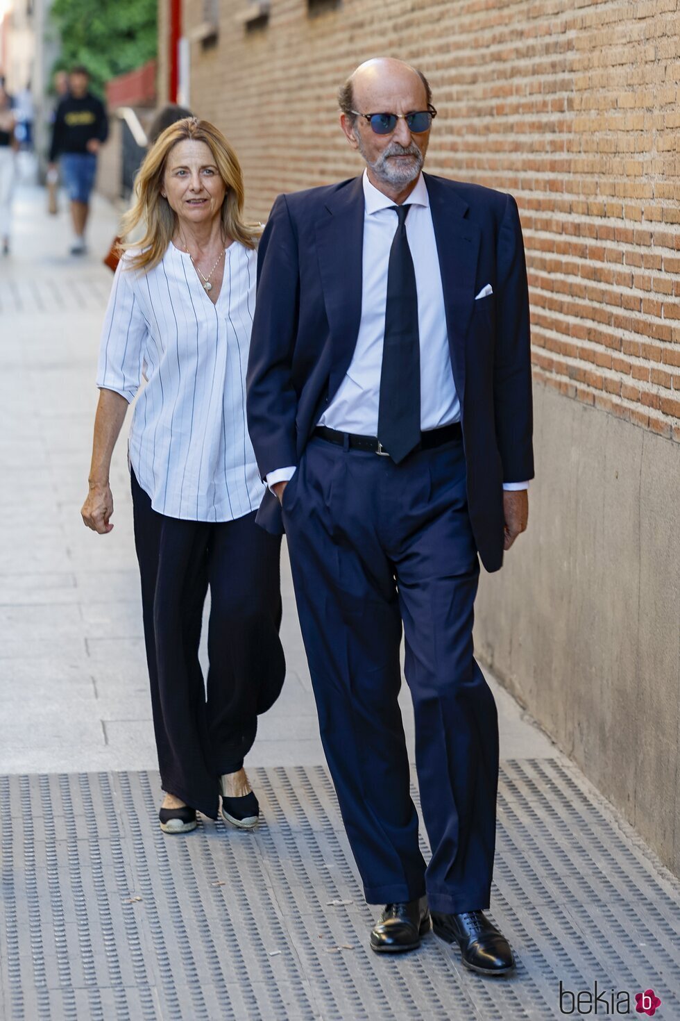 José Miguel Fernández-Sastrón en el funeral de Juan Gómez-Acebo