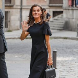 La Reina Letizia en el funeral de Juan Gómez-Acebo