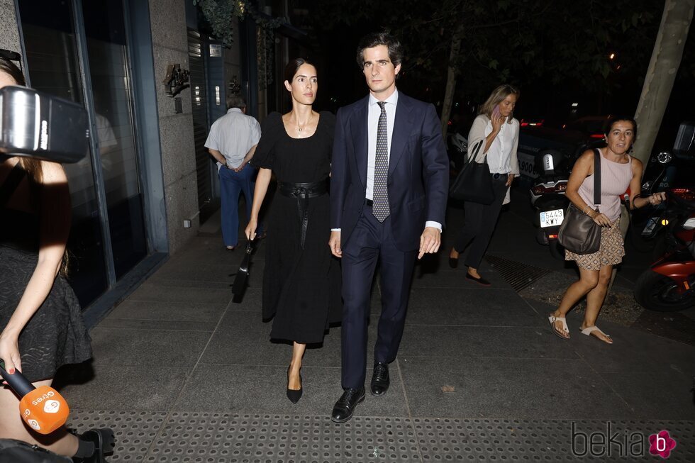 Los Duques de Huéscar en la misa funeral de Alejandro Fernández de Araoz