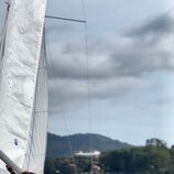 La Princesa Leonor navegando con sus compañeros de la Escuela Naval Militar en la ría de Pontevedra