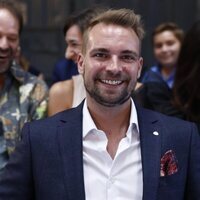 José María Almoguera, sonriente en el front row del desfile de Félix Ramiro