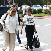 Gema López, Pilar Vidal y Alberto Díaz en el tanatorio para despedirse de Jimmy Giménez-Arnau