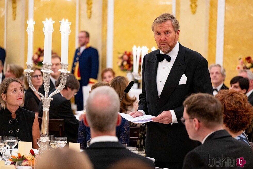 Guillermo Alejandro de Holanda en una cena de gala al Consejo de Estado de Países Bajos