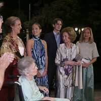 La Reina Sofía, las Infantas Elena y Cristina, Miguel e Irene Urdangarin e Irene de Grecia en la cena previa a la boda de Theodora de Grecia y Matthew Kuma