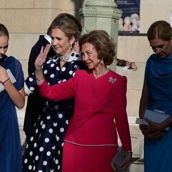 La Reina Sofía, la Infantas Elena y Cristina e Irene Urdangarin en la boda de Theodora de Grecia y Matthew Kumar