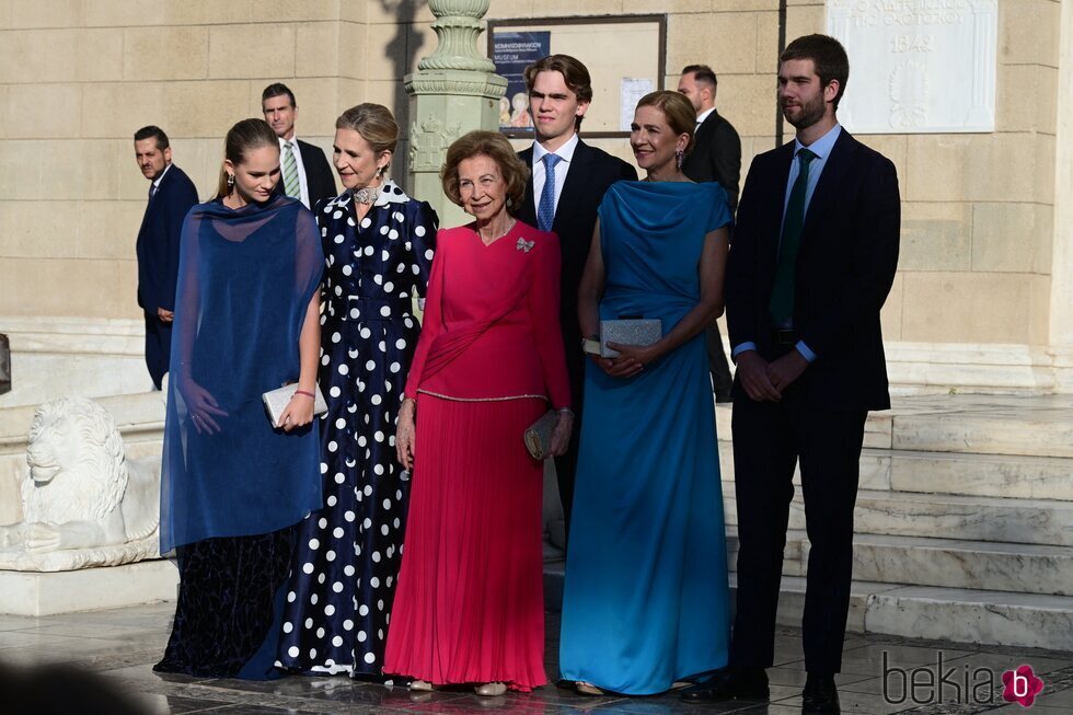 La Reina Sofía, las Infantas Elena y Cristina y Juan, Miguel e Irene Urdangarin en la boda de Theodora de Grecia y Matthew Kumar