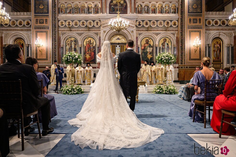 Theodora de Grecia y Matthew Kumar en el altar en su boda