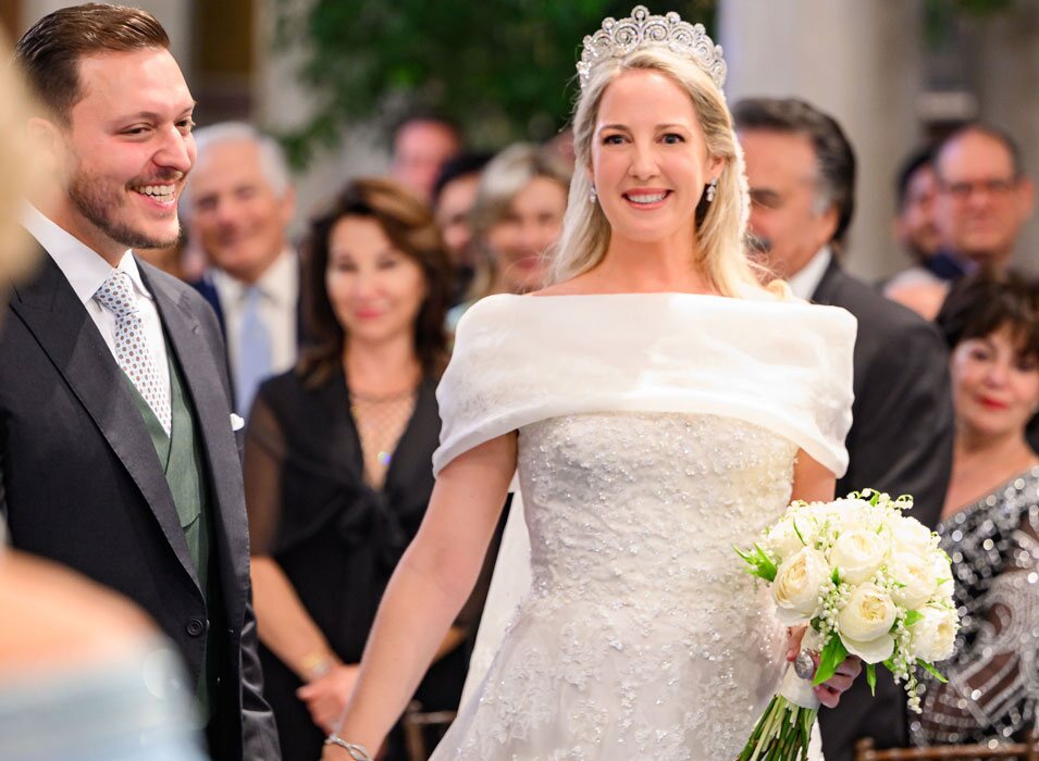 Foto oficial de Theodora de Grecia y Matthew Kumar en la celebración de su boda