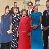 Irene Urdangarin, la Infanta Elena, la Reina Sofía, Miguel Urdangarin y Juan Urdangarin en la boda de Theodora de Grecia y Matthew Kumar