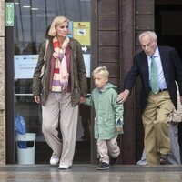 María Zurita, Carlitos Zurita y Carlos Zurita en un almuerzo con el Rey Juan Carlos en Sanxenxo