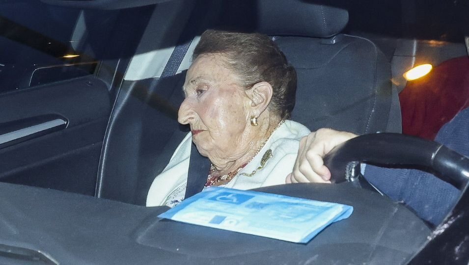 La Infanta Margarita camino a una cena con el Rey Juan Carlos en casa de Pedro Campos en Sanxenxo