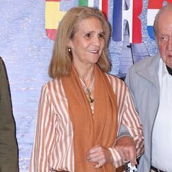 El Rey Juan Carlos y la Infanta Elena en la cena de clausura del Trofeo Xacobeo