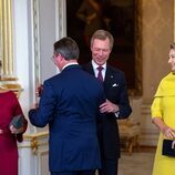 Guillermo de Luxemburgo recibe las felicitaciones de su familia tras convertirse en Lugarteniente Representante