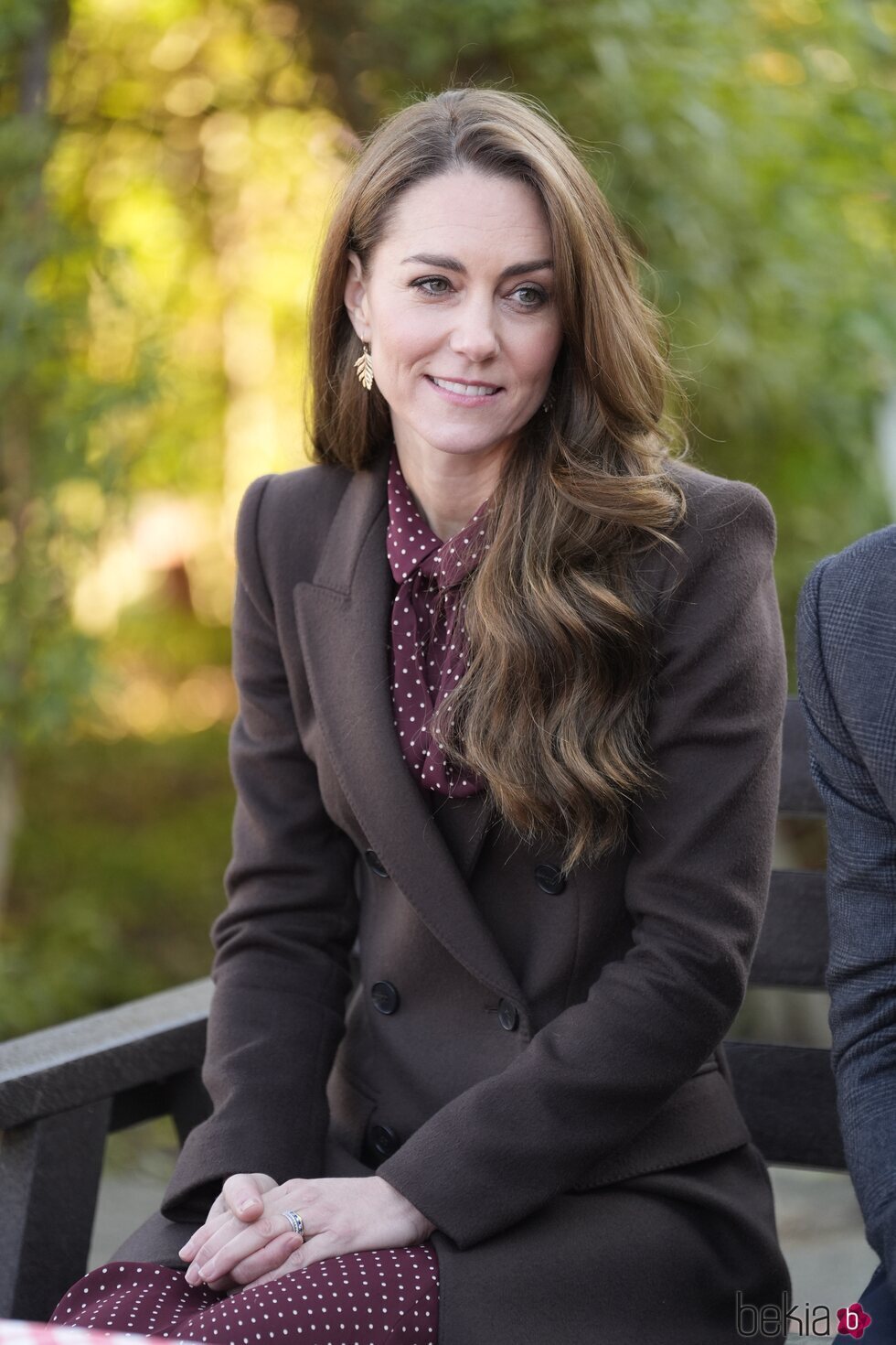 Kate Middleton, con media sonrisa en el primer acto al que acude tras terminar la quimio