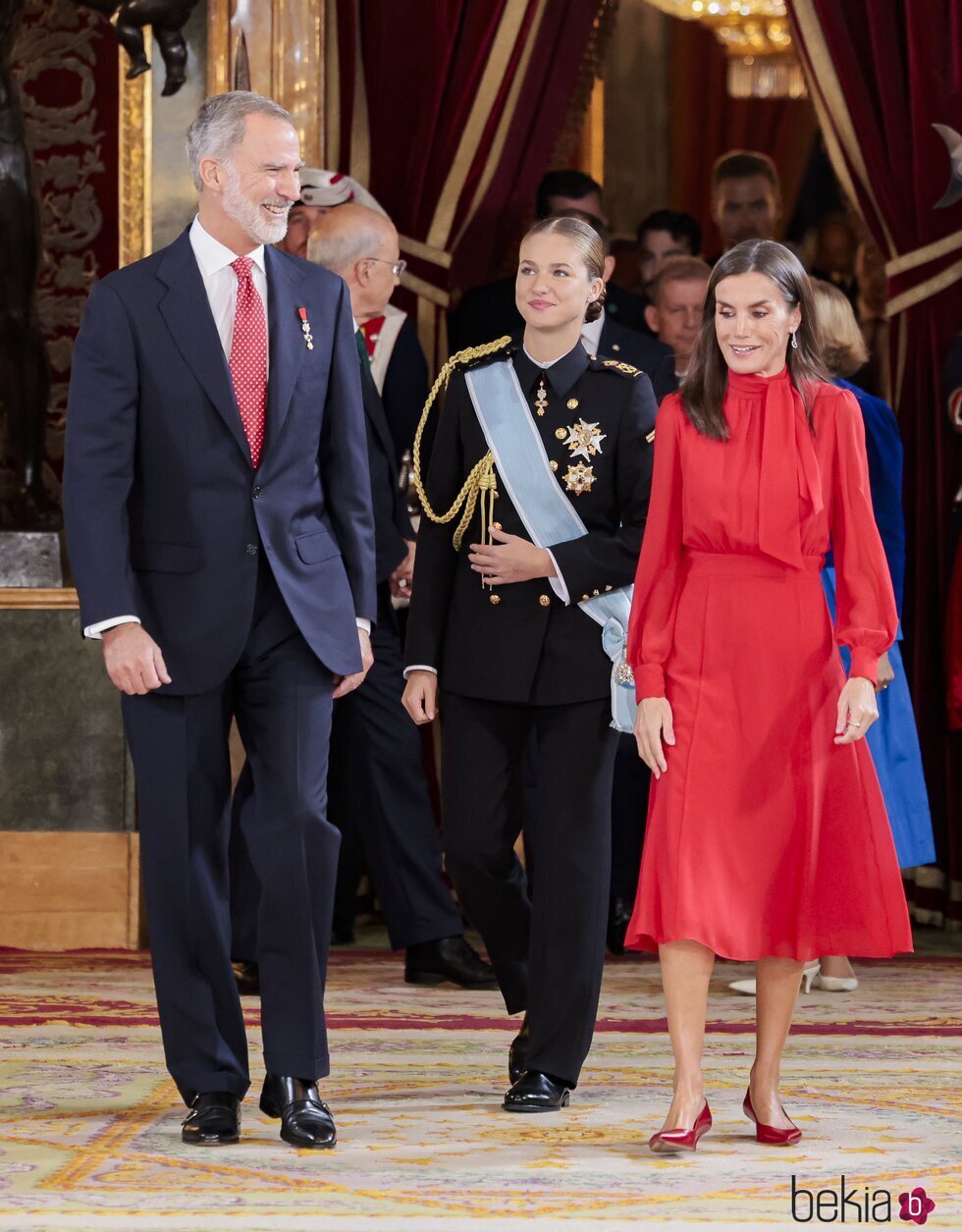 Los Reyes Felipe y Letizia con la Princesa Leonor en la recepción por el Día de la Hispanidad 2024