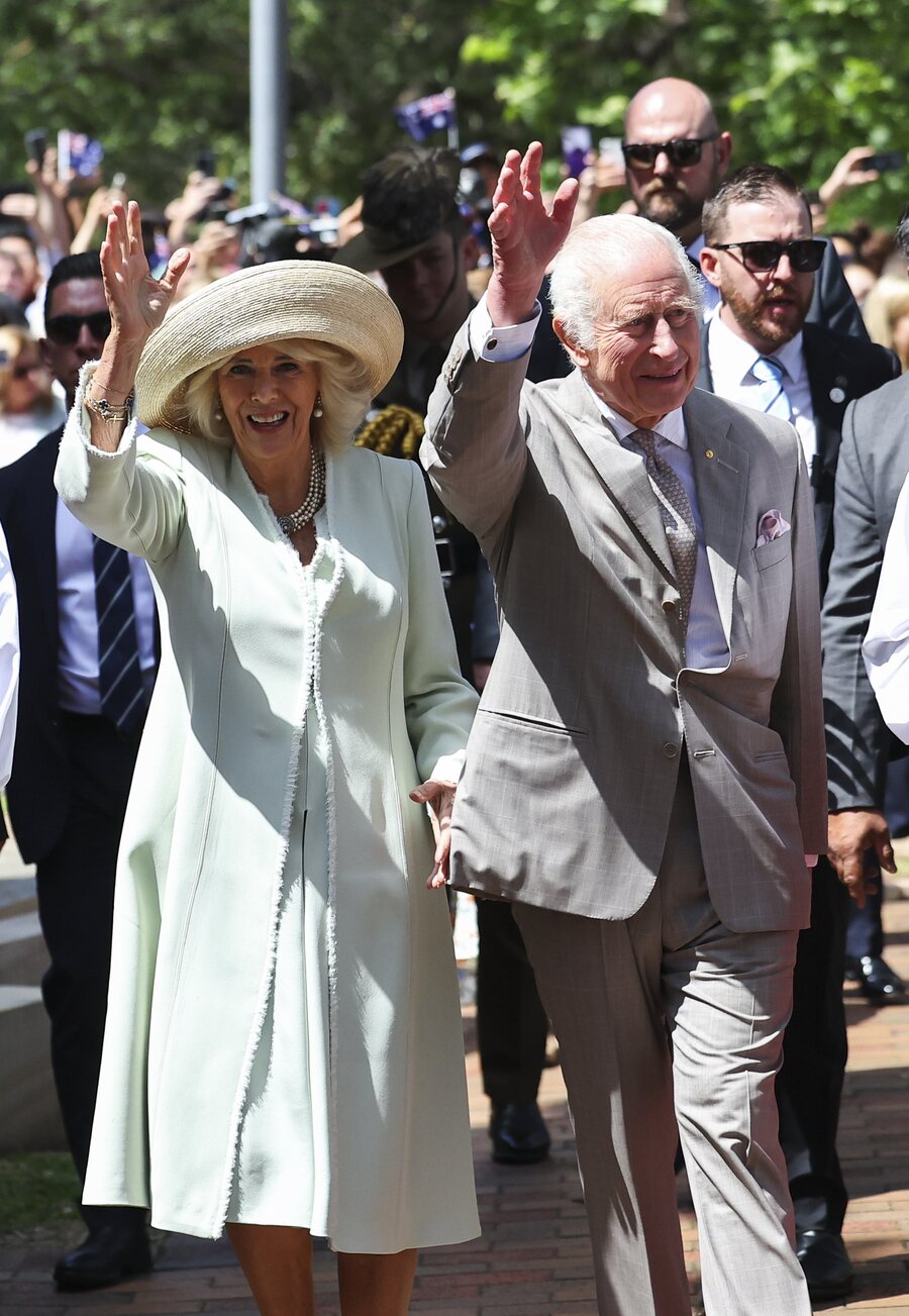 Los Reyes Carlos III y Camilla en un servicio religioso en Sídney durante su visita de estado a Australia en octubre de 2024