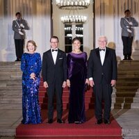 Victoria y Daniel de Suecia con el Presidente de Alemania y su esposa en una cena de gala en el Palacio Bellevue