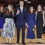 La Princesa Leonor, el Rey Felipe, la Reina Letizia y la Infanta Sofía llegan al concierto de los Premios Princesa de Asturias 2024