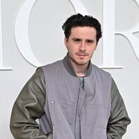 Brooklyn Beckham en la Paris Fashion Week 2024