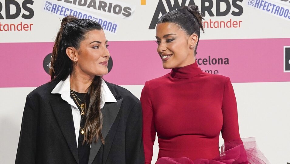 Dulceida y Alba Paul en Los 40 Music Awards en Barcelona