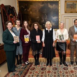 La Reina Camilla en una recepción en Clarence House a los ganadores del Premio Booker