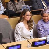 Magdalena de Suecia y la Vicesecretaria General de la ONU en una reunión de la ONU sobre infancia