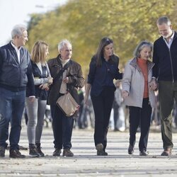 Los Reyes Felipe y Letizia recorriendo Utiel tras la DANA