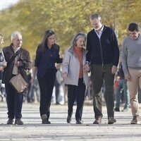 Los Reyes Felipe y Letizia recorriendo Utiel tras la DANA