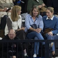 La Infanta Cristina e Irene Urdangarin en un partido de Pablo Urdangarin en Granollers