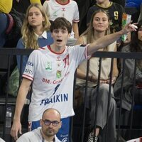 Pablo Urdangarin, Irene Urdangarin y Johanna Zott en un partido de balonmano en Granollers