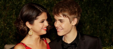 Justin Bieber y Selena Gomez en la fiesta post Oscar 2011