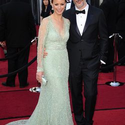 Michel Hazanavicius y Berenice Bejo en la alfombra roja de los Oscar 2012