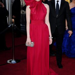 Emma Stone en la alfombra roja de los Oscar 2012