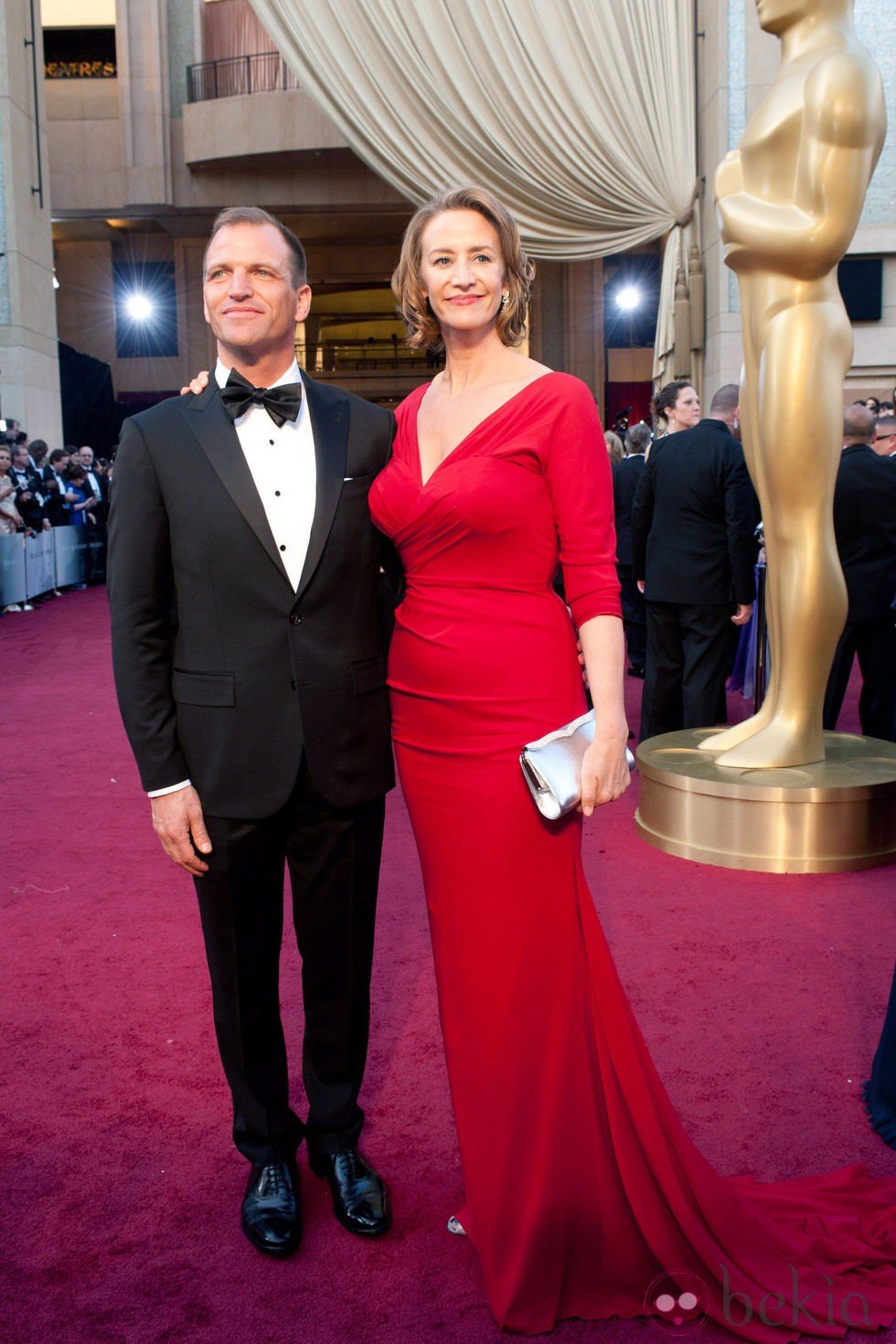 Janet McTeer en la alfombra roja de los Oscar 2012