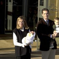 La Infanta Cristina e Iñaki Urdangarin presentan a su hijo Pablo