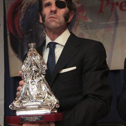Juan José Padilla recibe el premio Virgen de los Reyes