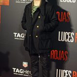 Álvaro Cervantes en el estreno de 'Luces Rojas' en Madrid