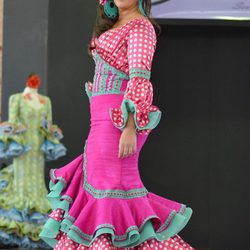 Anabel Pantoja desfilando con un vestido de flamenca de Pepe Fernández