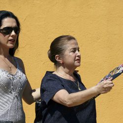 Eva Marciel y Fanny de Castro interpretan a Isabel Pantoja y Doña Ana en 'Mi gitana'